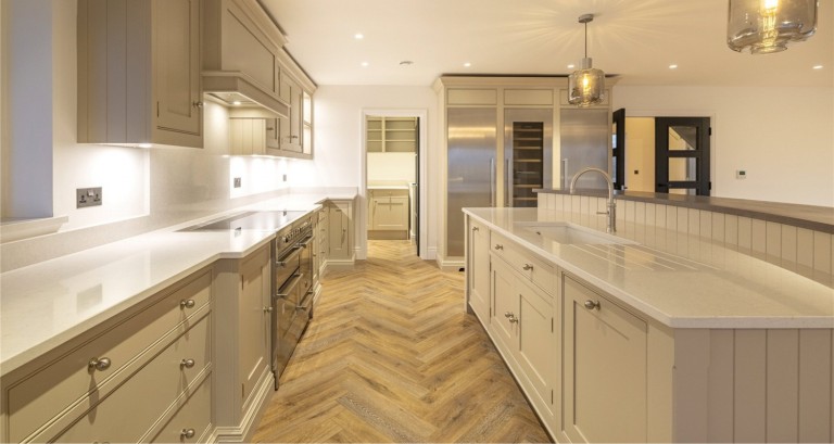 Thinking of Selling? Here’s What REALLY Makes Buyers Fall in Love with Your Home