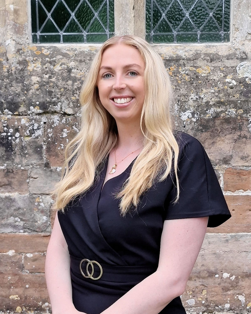 Abi Brewer, Branch Manager